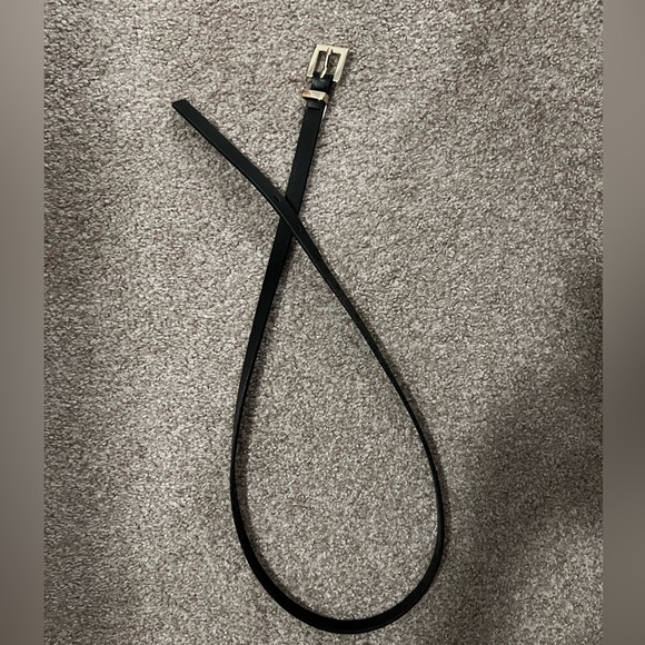 J. Crew thin leather belt - Picture 1 of 2